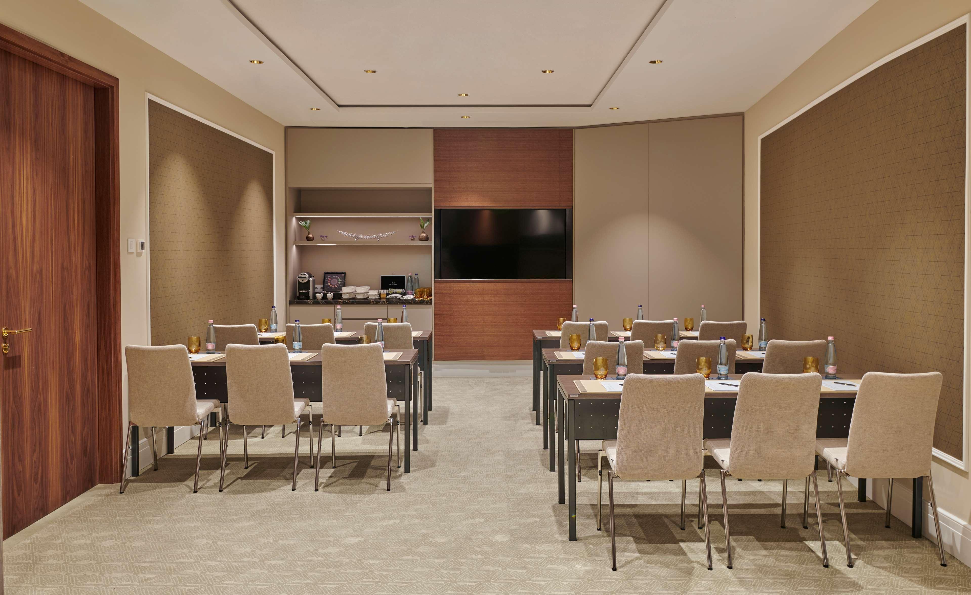Parisi Udvar Hotel Budapest, Part Of Hyatt Экстерьер фото