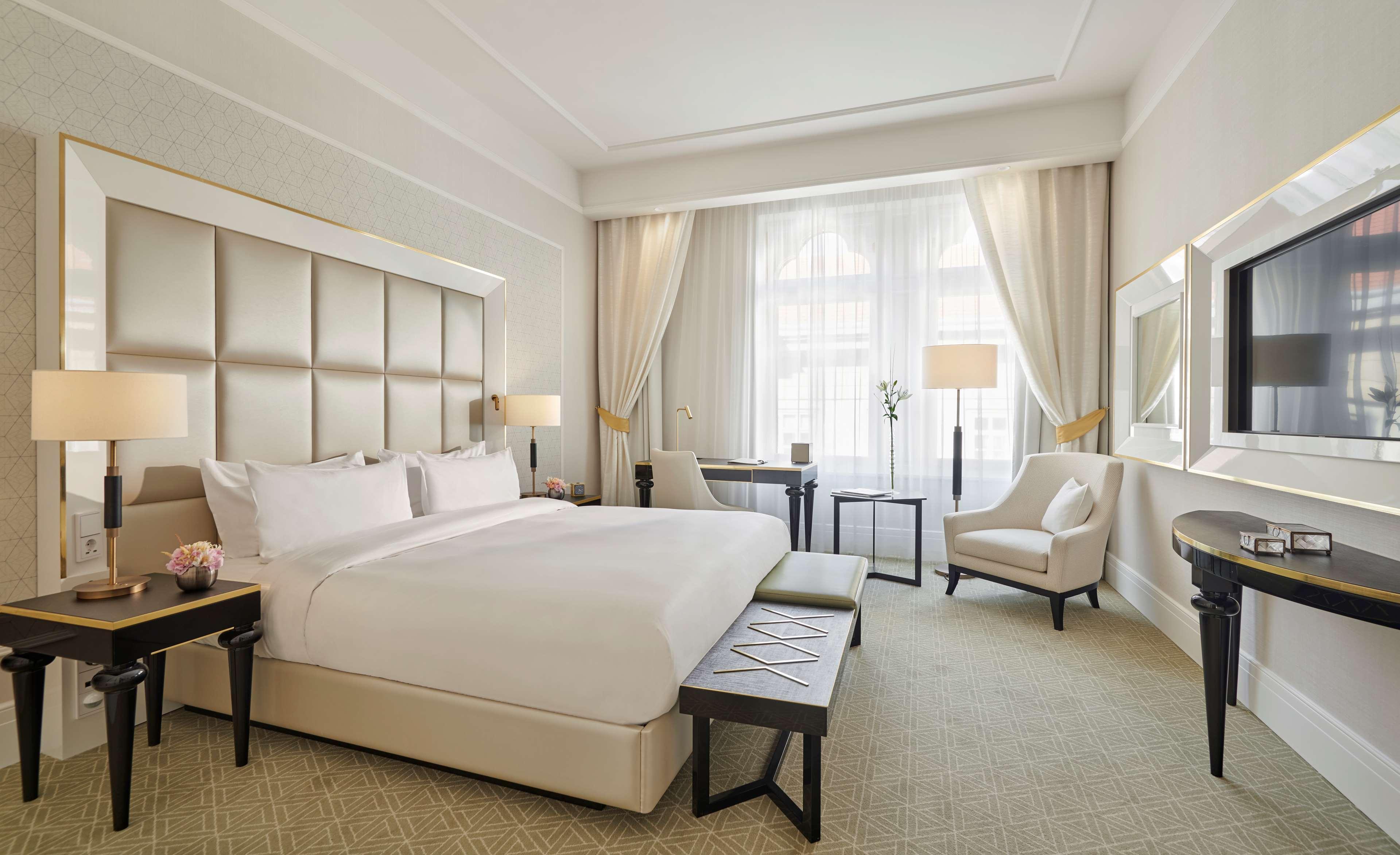 Parisi Udvar Hotel Budapest, Part Of Hyatt Экстерьер фото