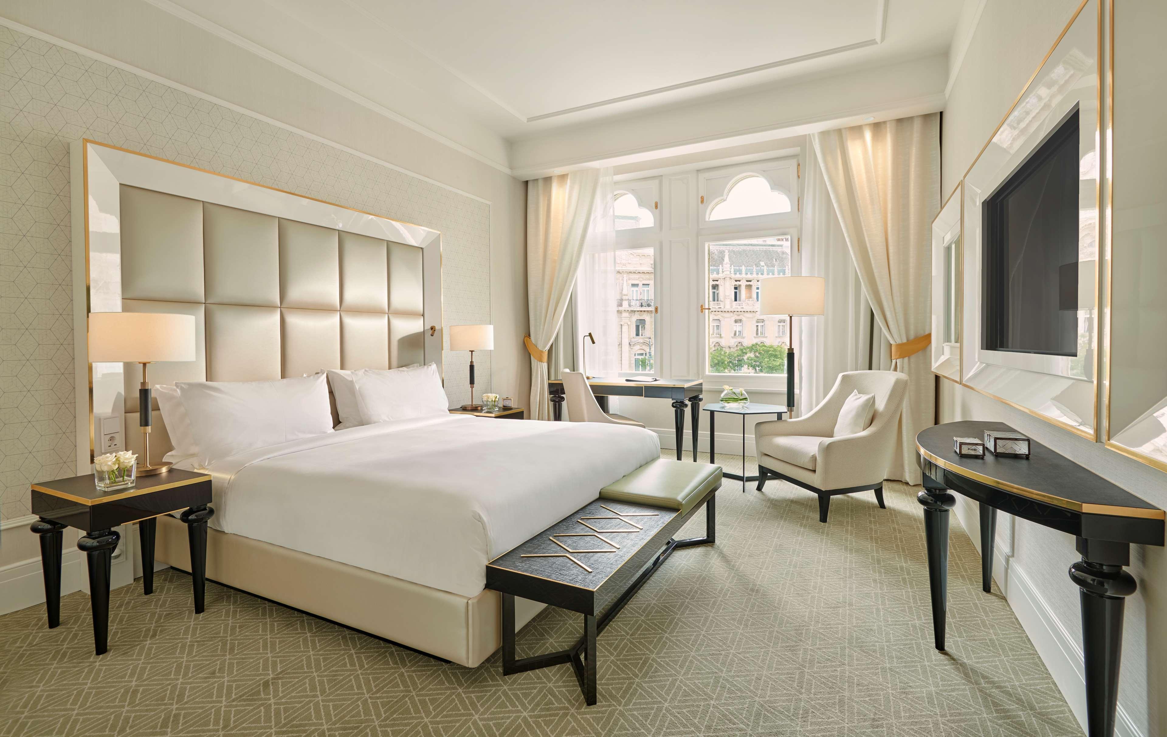 Parisi Udvar Hotel Budapest, Part Of Hyatt Экстерьер фото